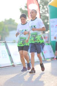 BIB: 070
                            <button type="button" onclick="openModal(3652319)" class="btn btn-primary btn-sm float-right btn-popup" data-toggle="modal" data-target=".modal-high-quality">
                        <i class="fas fa-shopping-cart"></i> Add to Cart
                    </button>
                                            <button type="button" onclick="isThisMe(3652319, true)" class="btn btn-success btn-sm float-right btn-popup btn-isme hidden" data-toggle="tooltip" data-placement="bottom" title="นี่คือรูปของคุณใช่ไหม คลิกที่นี่เพื่อเอาเข้าอัลบั้ม">
                        <i class="fas fa-plus"></i> Add to album
                    </button>
                    <button type="button" onclick="isThisMe(3652319, false)" class="btn btn-warning btn-sm float-right btn-popup btn-isnotme hidden">
                        <i class="fas fa-ban"></i> Remove from album
                    </button>